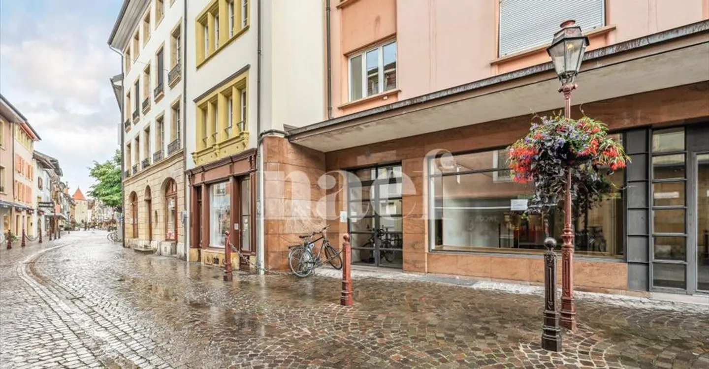 Shop for rent - Photo 3 of 12