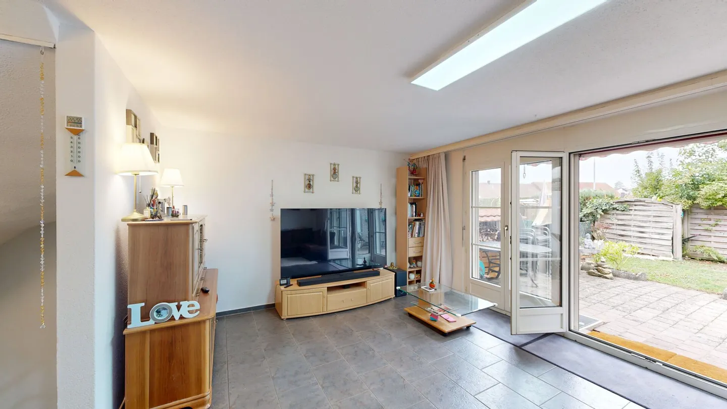Vielseitiges Familienhaus in Tegerfelden - Foto 2 von 20