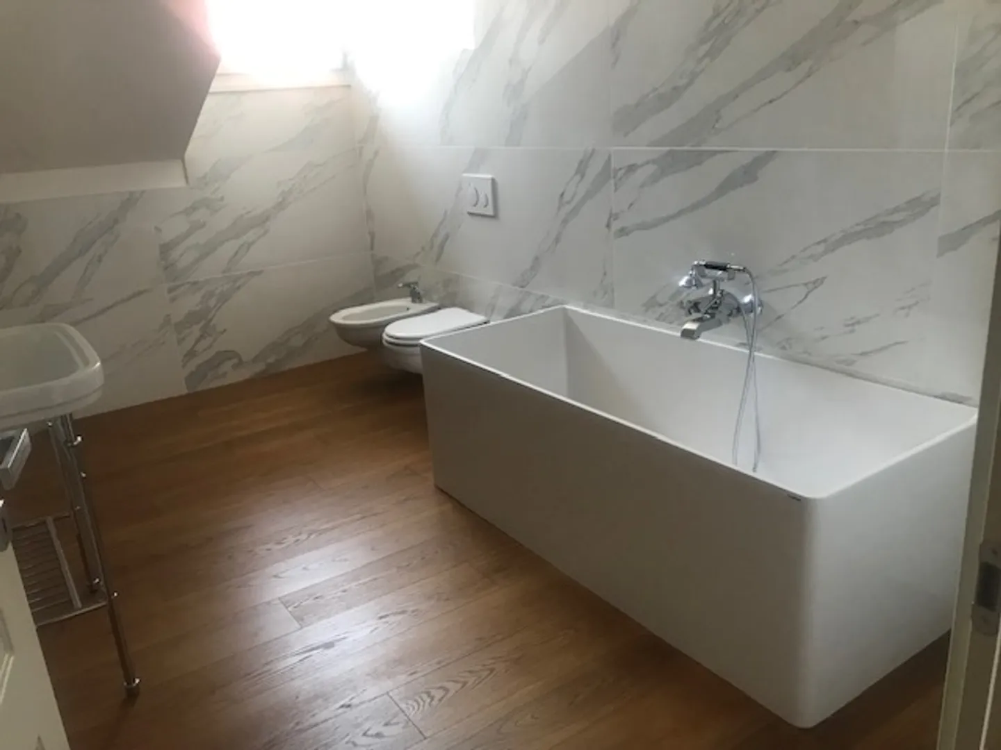 Appartamento in affitto - Foto 2 di 3