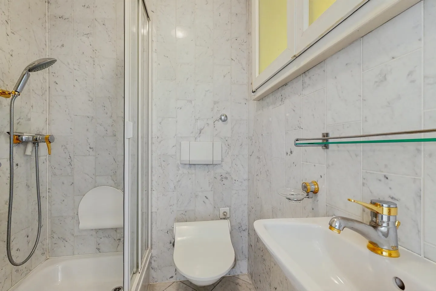 Appartement spacieux avec vue sur le lac - Photo 9 sur 9