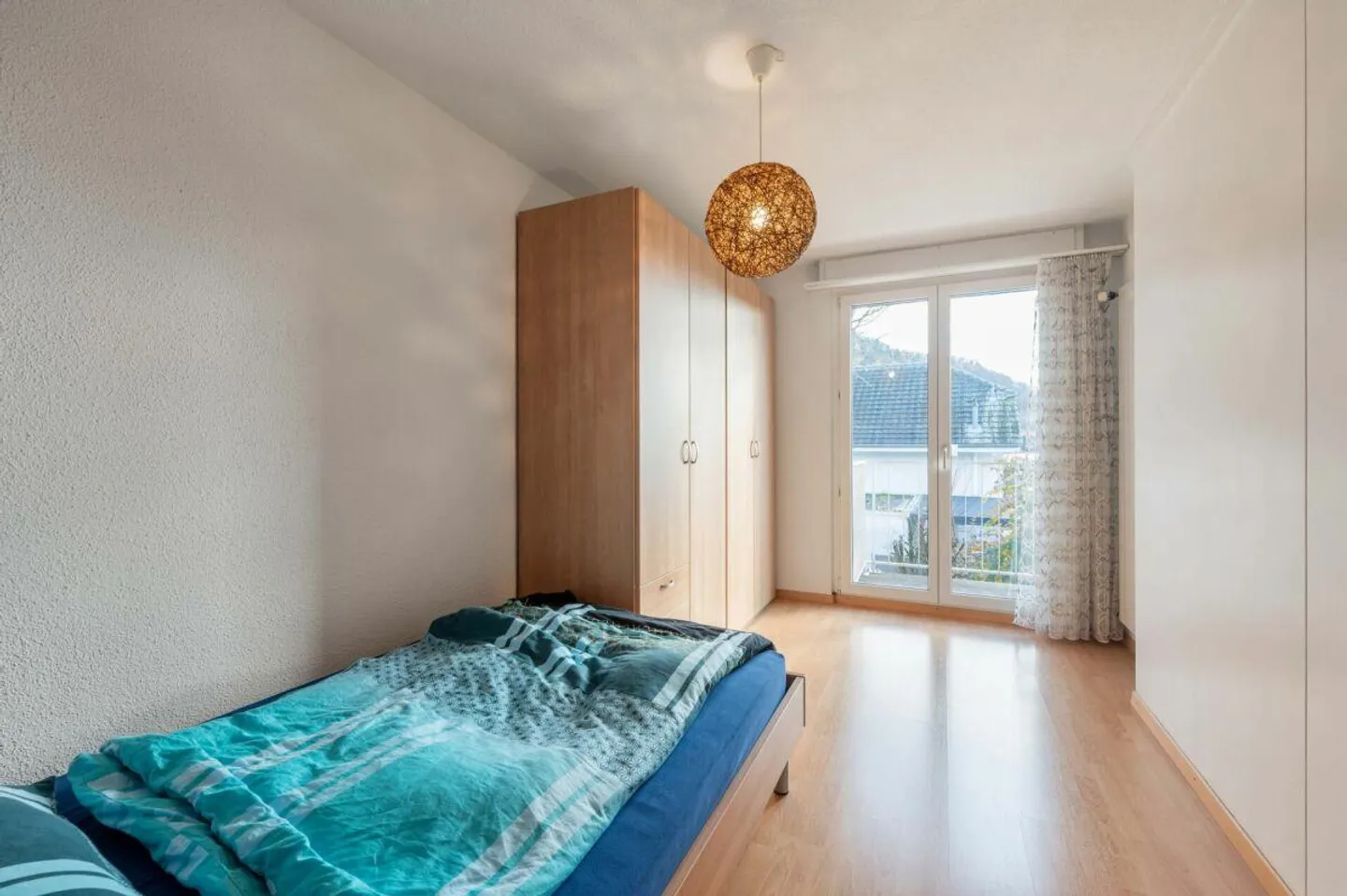 Gepflegtes 5-Zimmer-Doppeleinfamilienhaus mit Wintergarten und ausgebautem Estrich - Foto 10 von 24