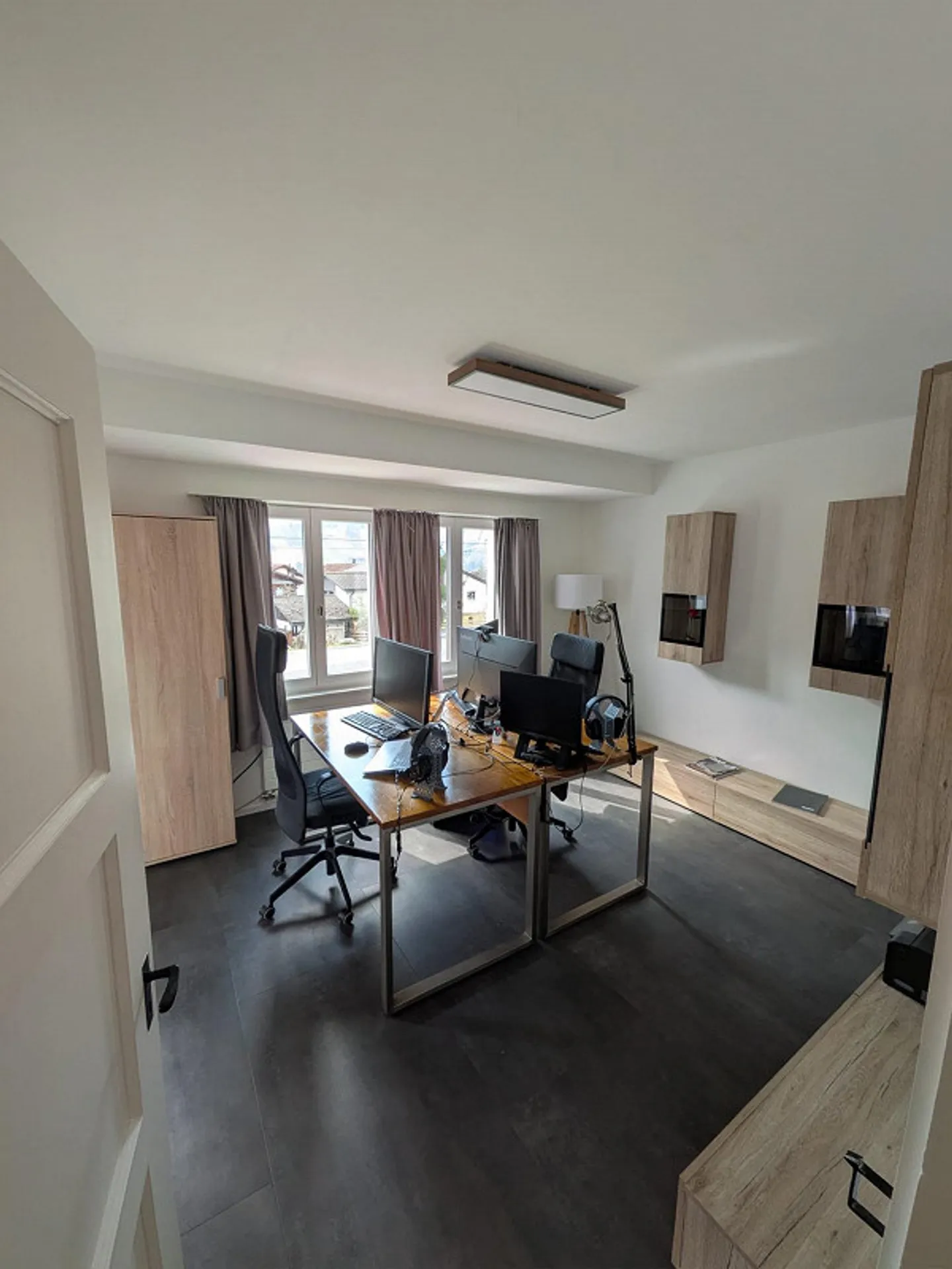 (Recherche de locataire !) Charmant appartement en duplex de 5,5 pièces dans un bâtiment historique à Grüsch - Photo 2 sur 4