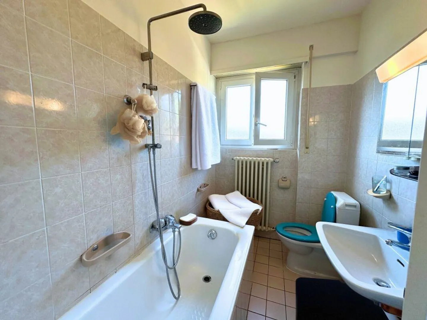 Interessantes Gebäude mit 3 Wohneinheiten - Foto 11 von 23