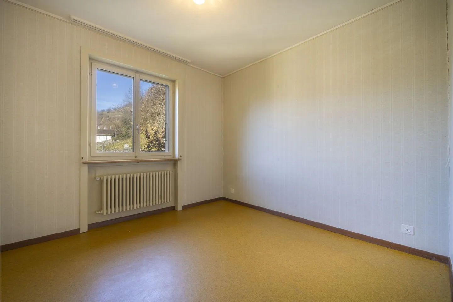 Maison + Bâtiment à rénover - Calme et Vert - Centre - Exclusivité - Photo 8 sur 15