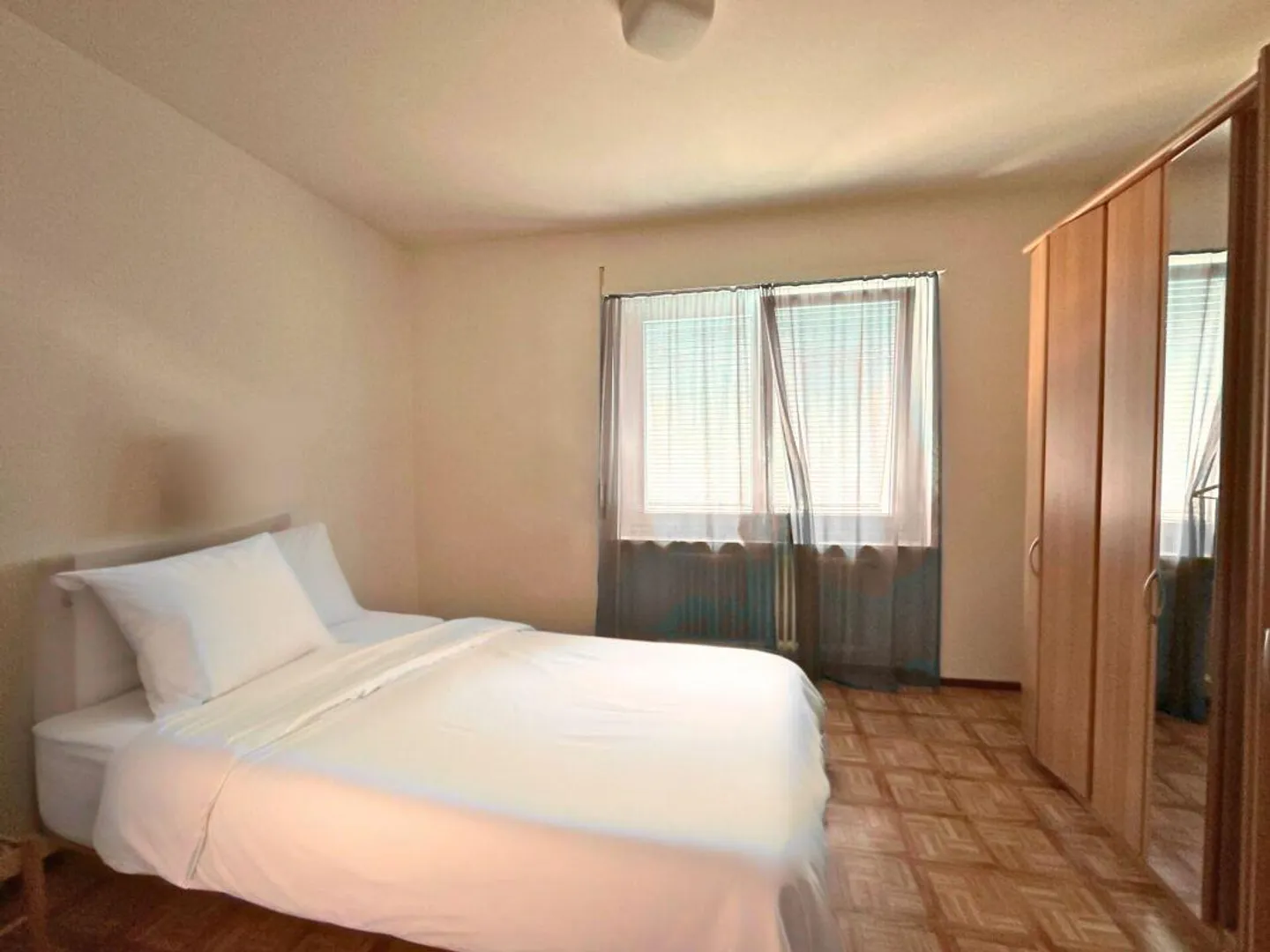 Interessantes Gebäude mit 3 Wohneinheiten - Foto 16 von 23