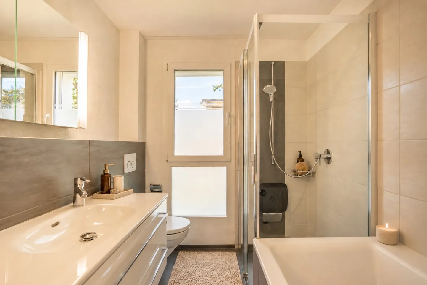 Annonce : Appartement moderne de 4,5 pièces avec grand balcon - Photo 8 sur 10