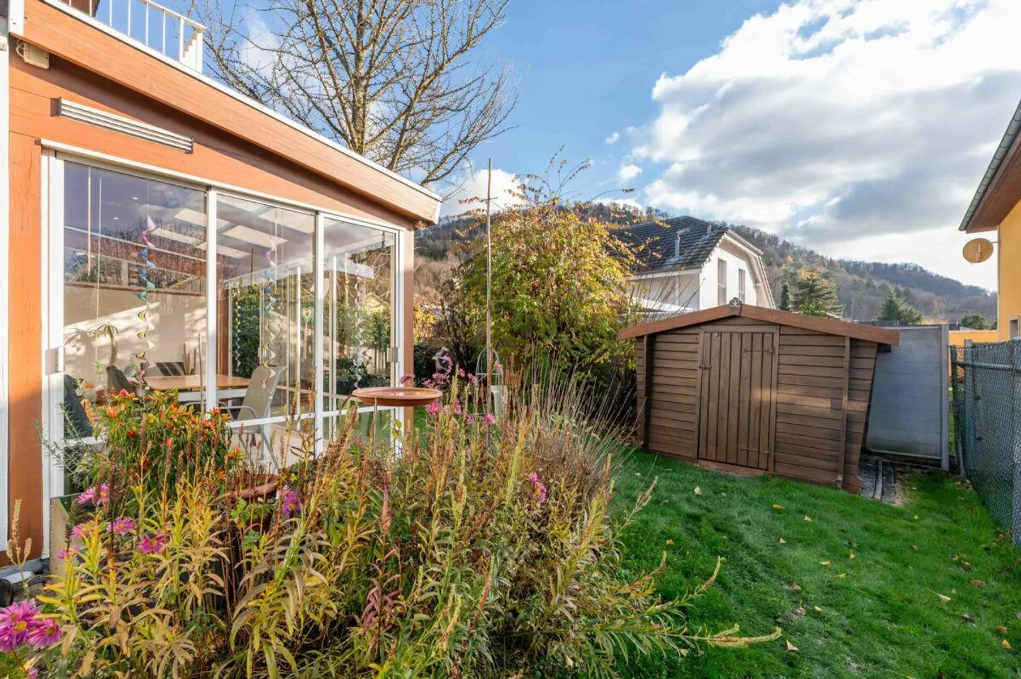 Gepflegtes 5-Zimmer-Doppeleinfamilienhaus mit Wintergarten und ausgebautem Estrich - Foto 20 von 24