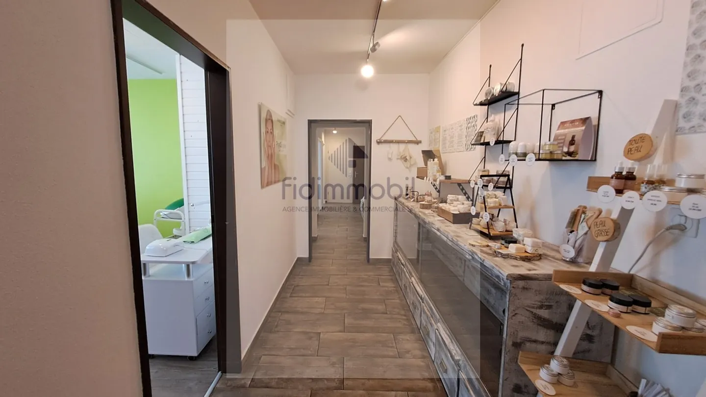 Gewerbefläche in St-Imier - Foto 3 von 12