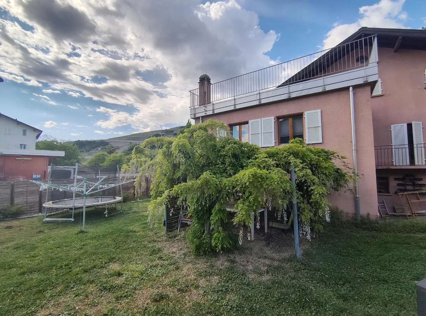 5-room house - Photo 2 of 13