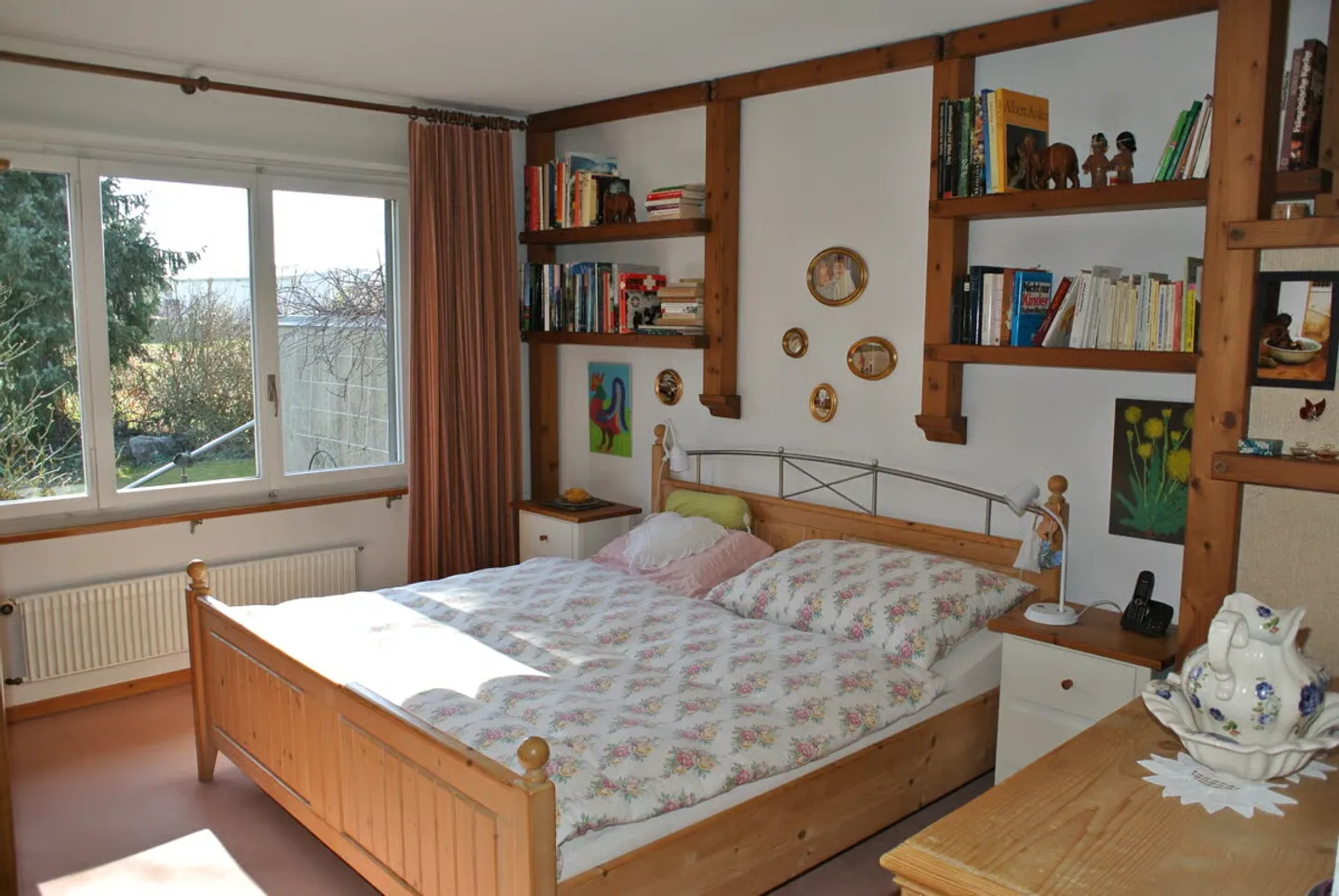 Una casa in cui sentirsi bene: casa affascinante con giardino idilliaco - Foto 11 di 13