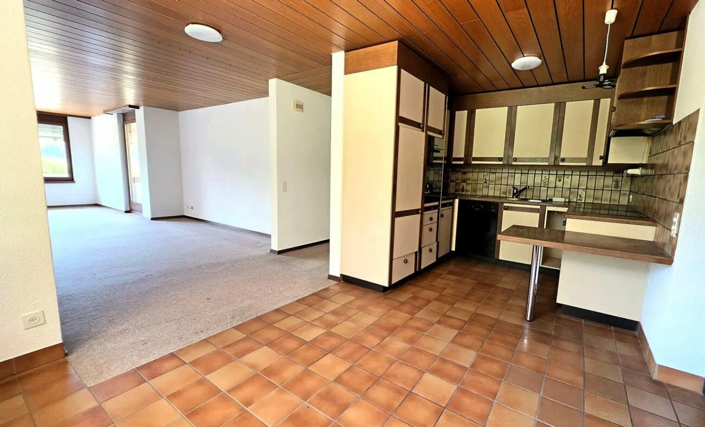 Living with a View - Terrace Apartment in a Quiet Location - Photo 6 of 13