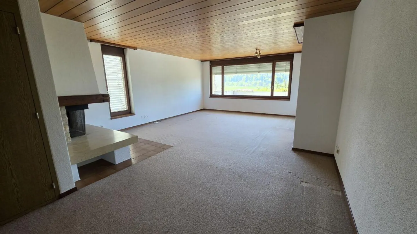 Living with a View - Terrace Apartment in a Quiet Location - Photo 8 of 13