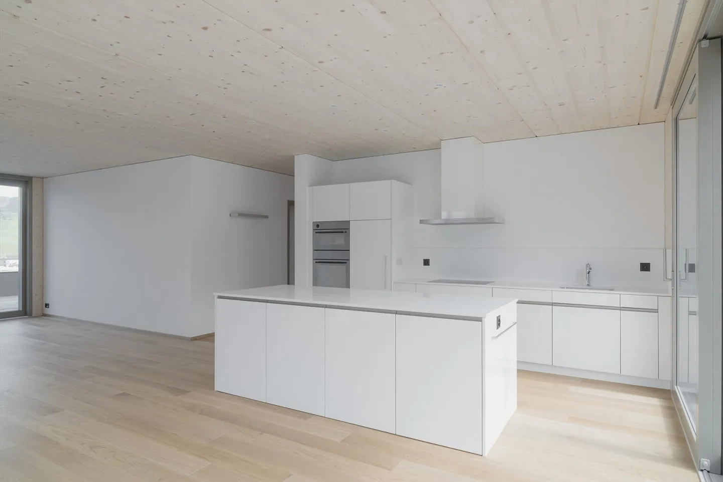 Bellissimo ed esclusivo appartamento attico di 3,5 stanze - Foto 1 di 17
