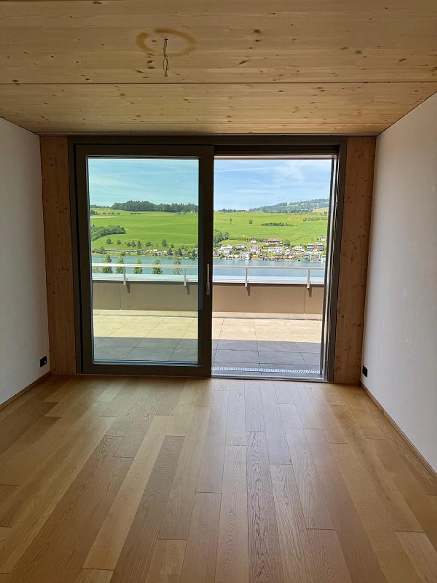 Bellissimo ed esclusivo appartamento attico di 3,5 stanze - Foto 11 di 17