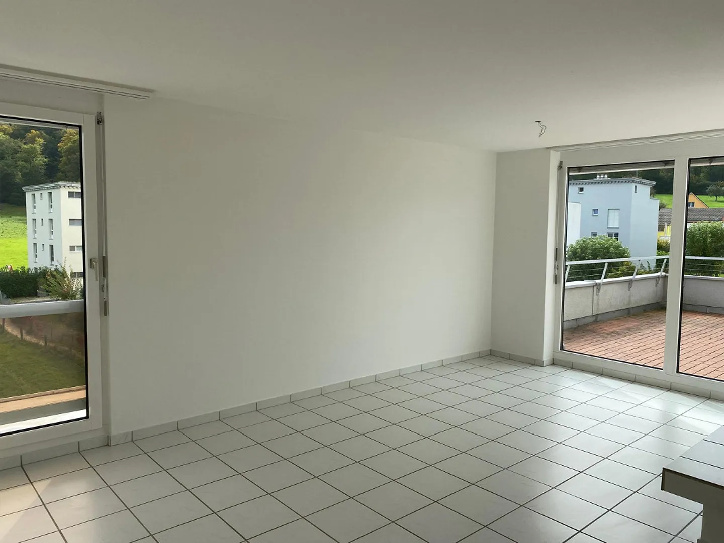 4.5 Zimmer Attika Wohnung mit grosser Terrasse - Foto 6 von 15