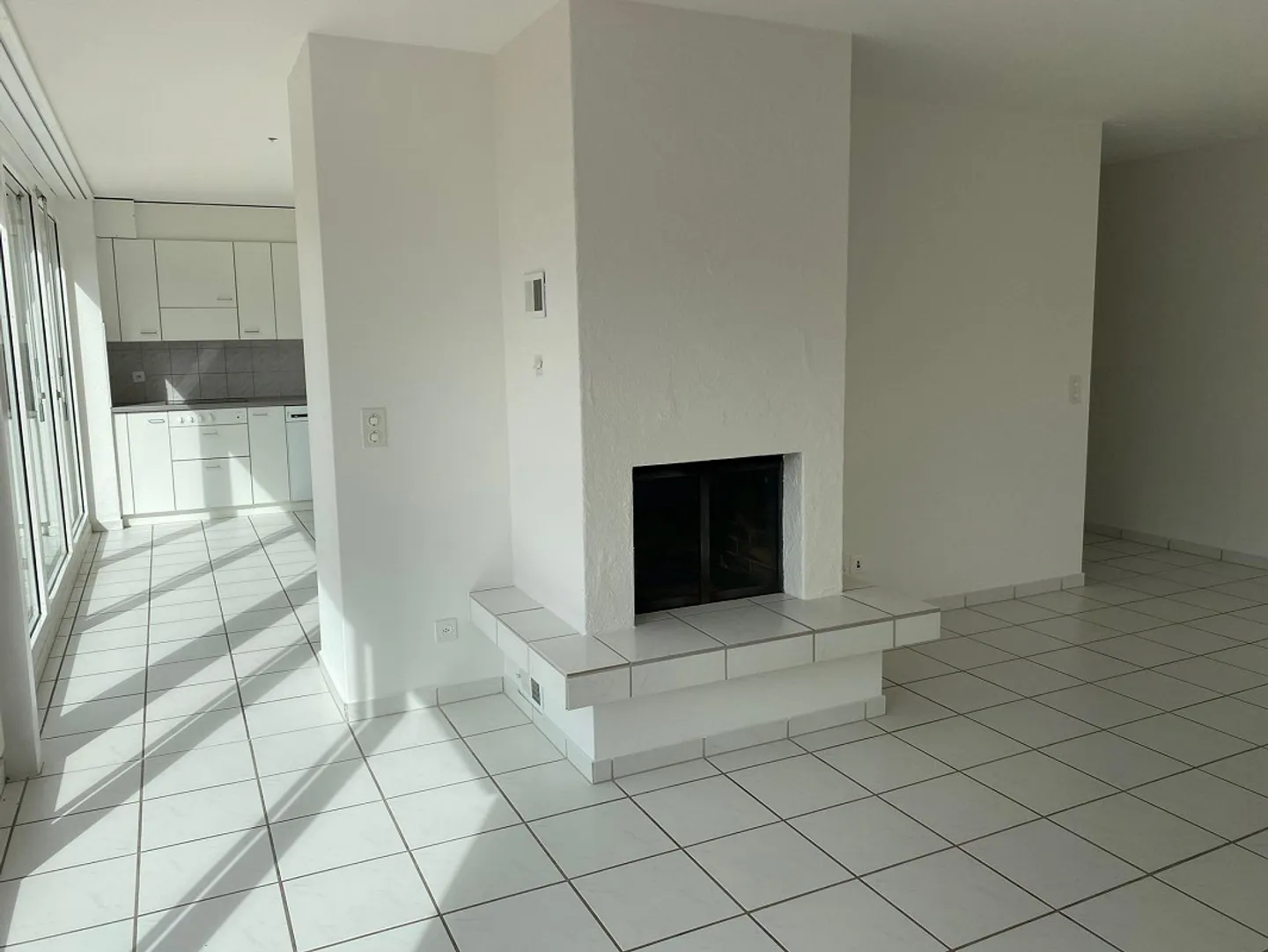 4.5 Zimmer Attika Wohnung mit grosser Terrasse - Foto 7 von 15