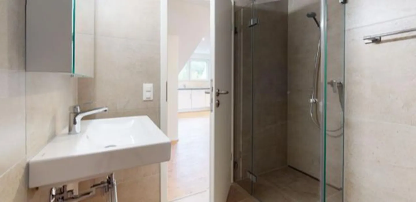 Charmant appartement sous les combles de 2,5 pièces - Photo 8 sur 8