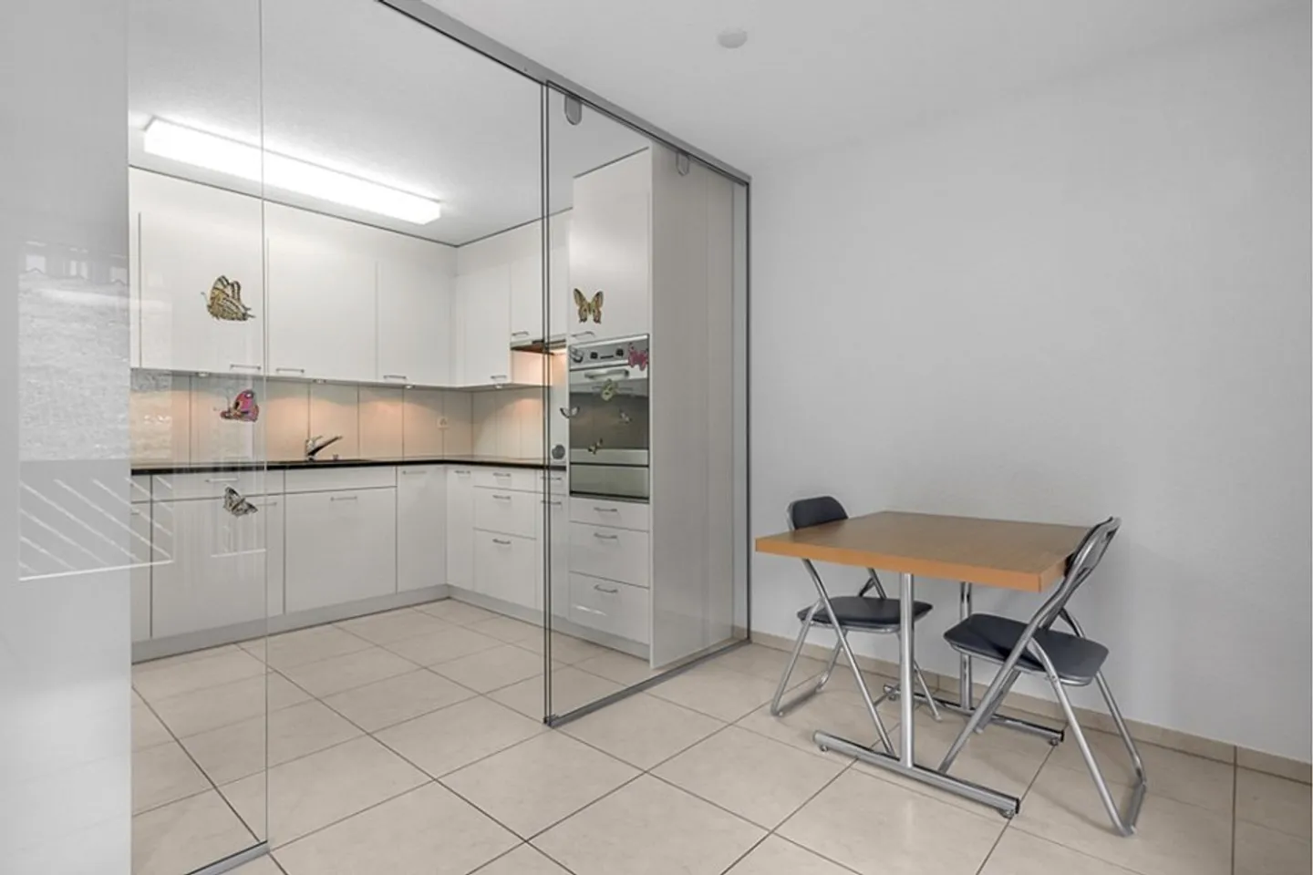 Appartement 3½ pièces avec balcon - Photo 3 sur 13