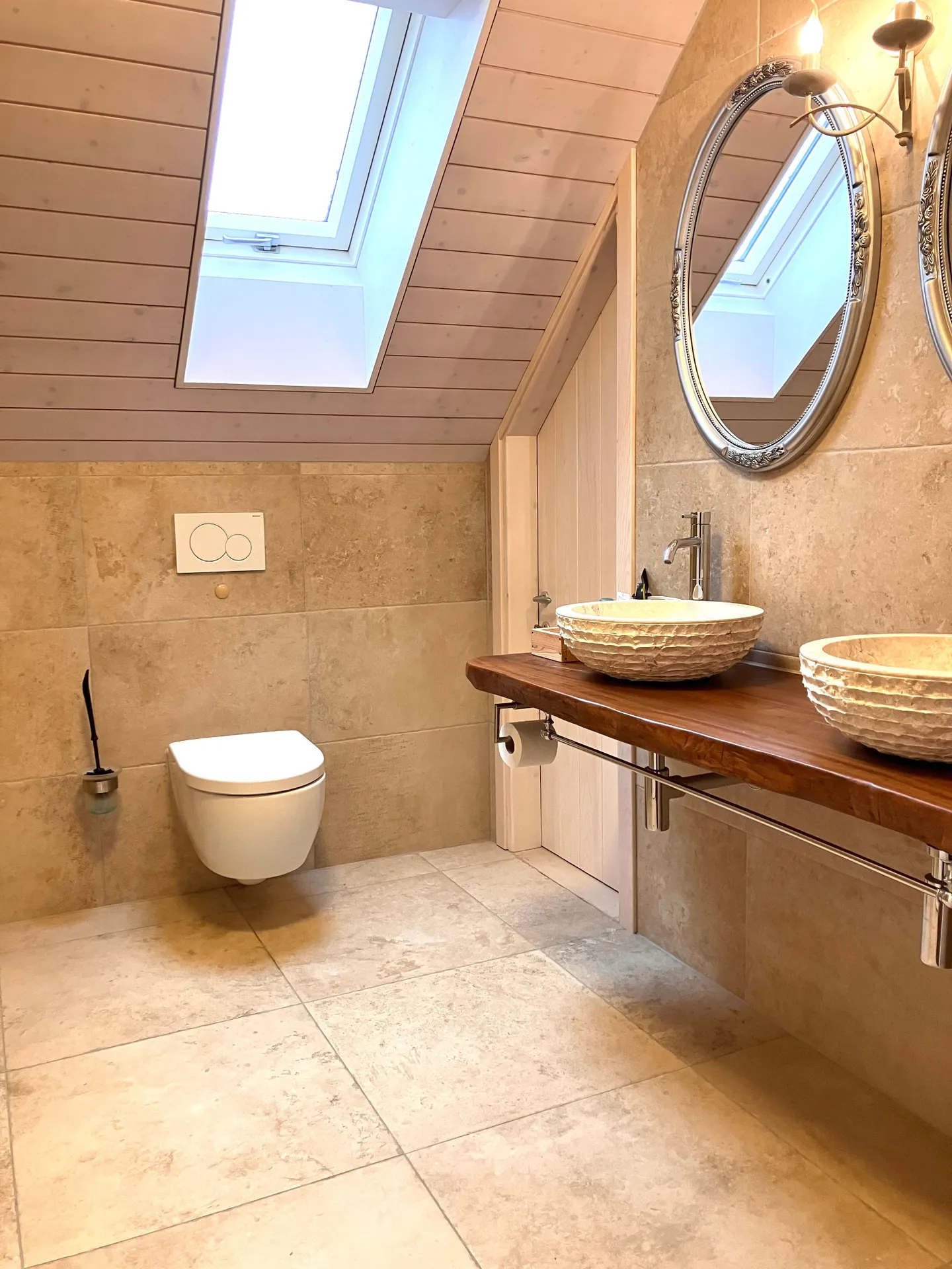 Maison d'angle 5.5 pièces avec piscine - vivre moderne à Neuwilen - Photo 8 sur 10