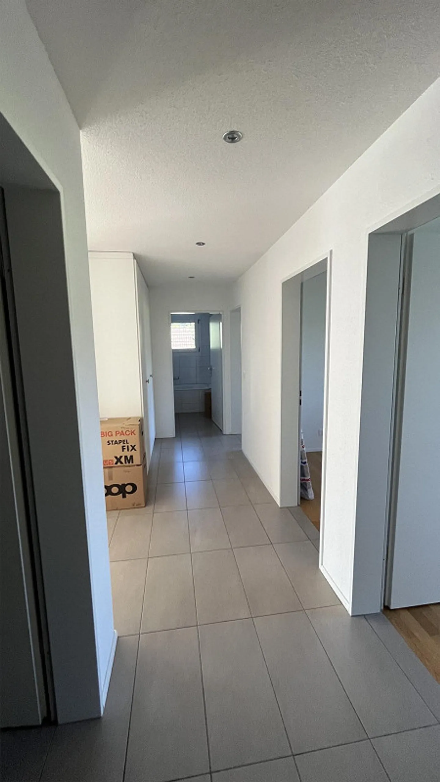 Appartement 4.5 pièces avec place de parking extérieure et souterraine avec station de recharge - Photo 10 sur 13