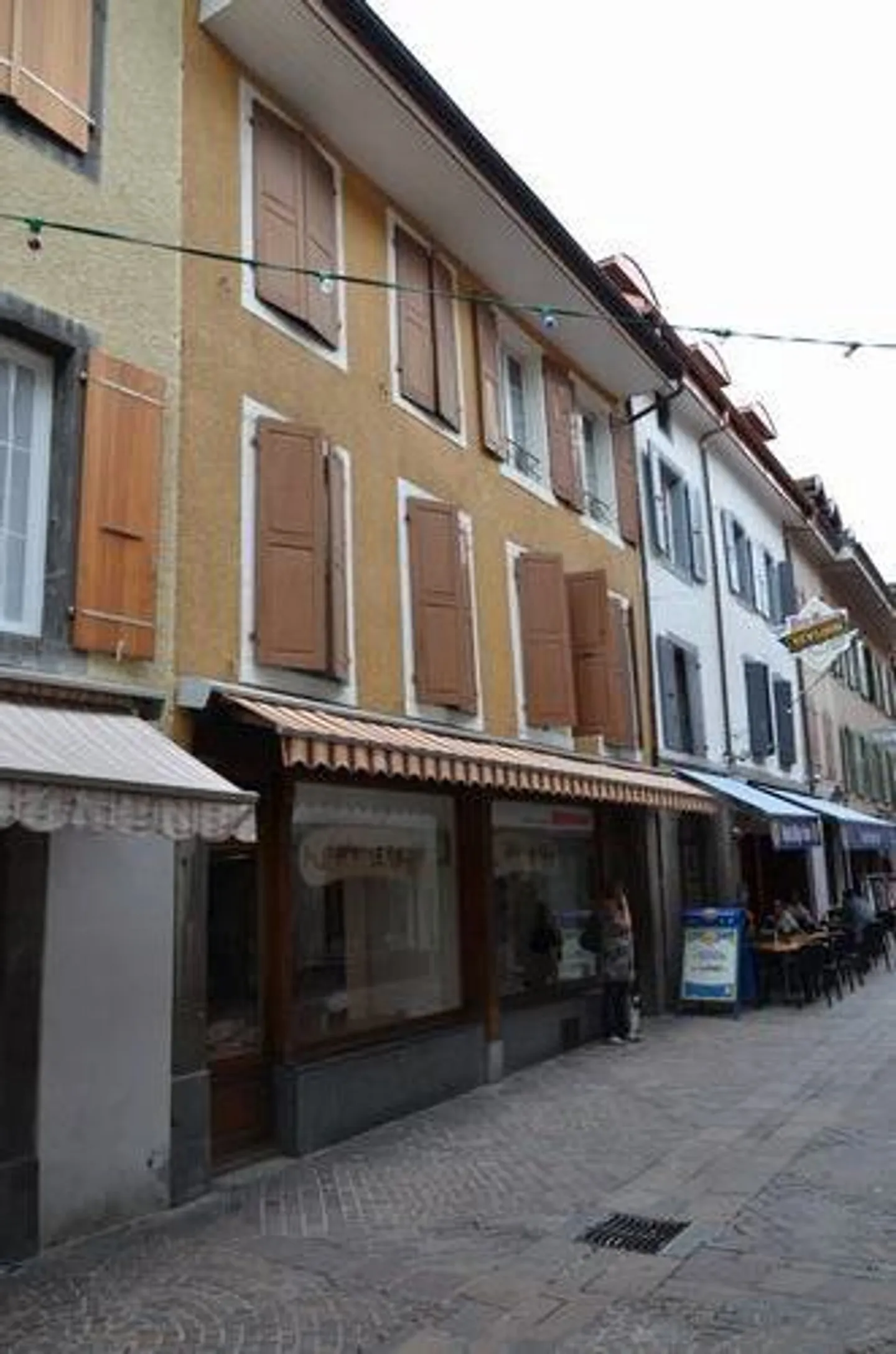 Espace Commercial Spacieux - Photo 1 sur 2