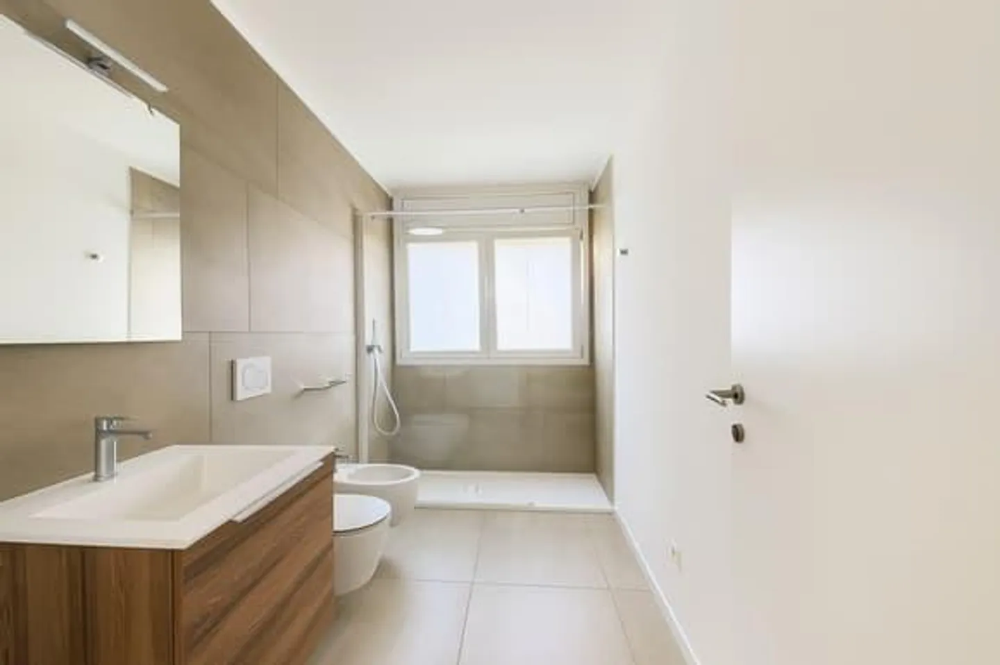 Caslano 2.5 rooms Bright with large terrace | - Photo 6 of 8