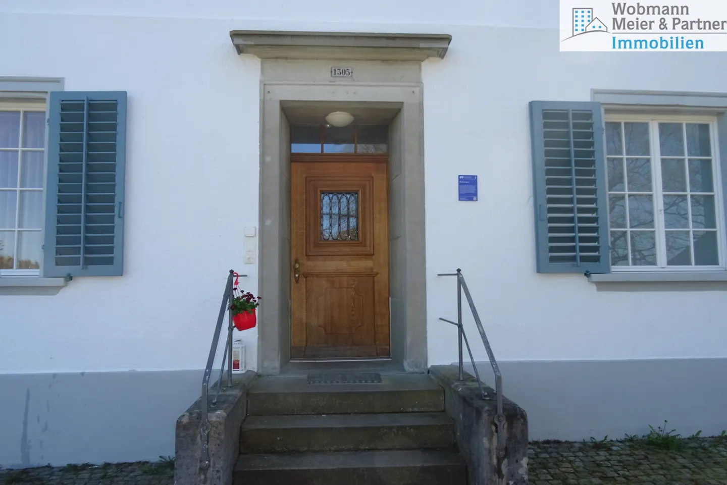 Vivre avec caractère dans le presbytère d'Illnau - Photo 1 sur 10