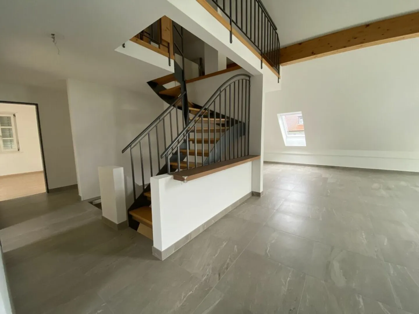 Charmante Maisonette mit Aussicht - Foto 7 von 7