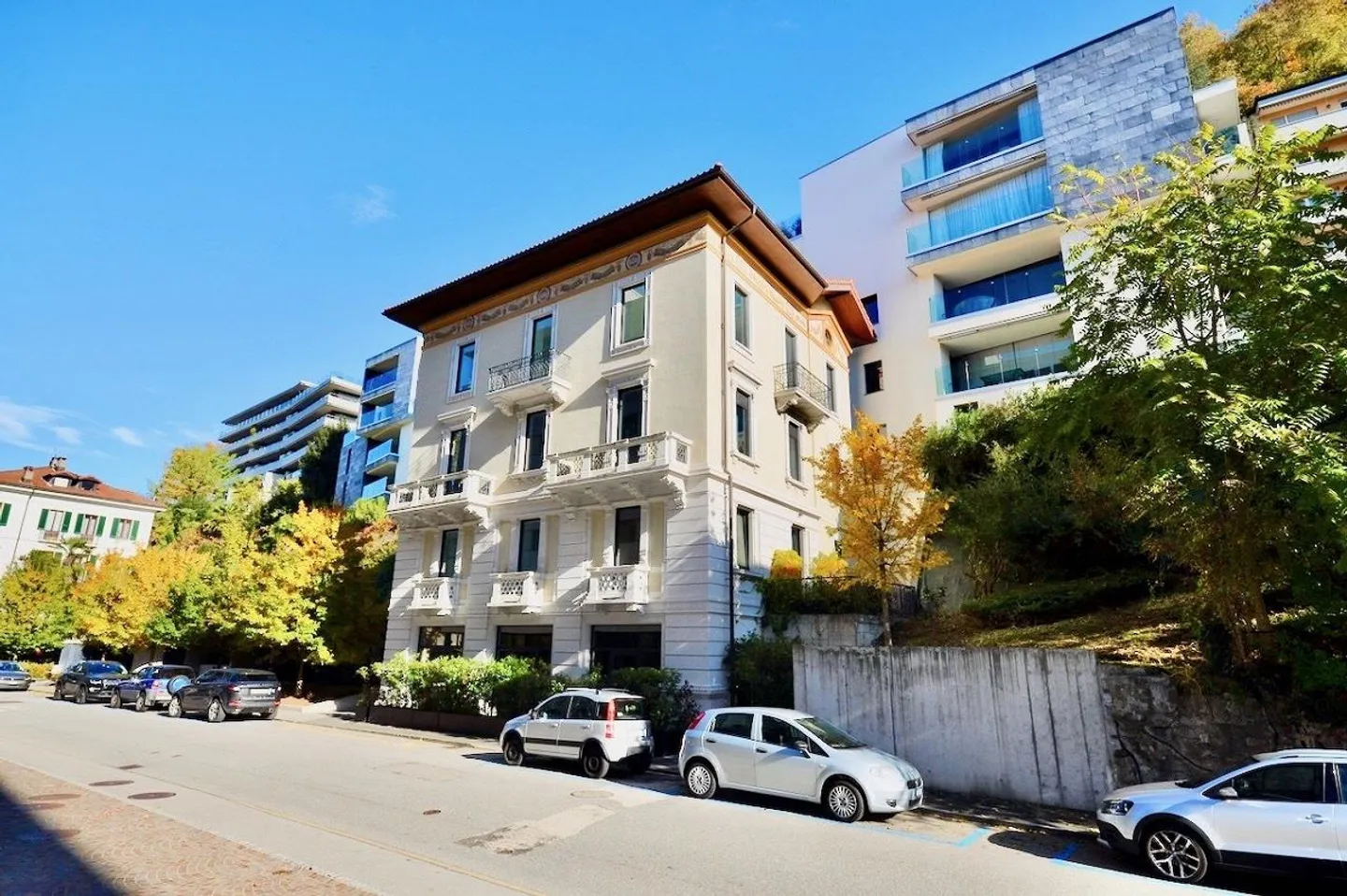 Refined Duplex Apartment in Cassarate-Castagnola - Photo 1 of 18