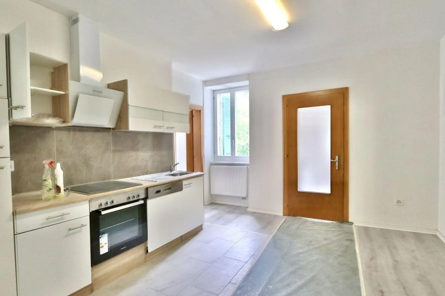 «Casa plurifamiliare di 7 appartamenti da risturutturare con licenza edilizia» - Foto 10 di 47