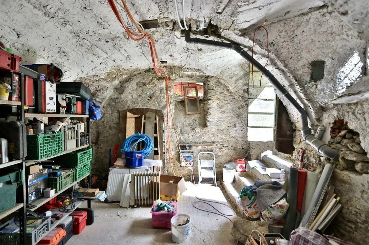 «Casa plurifamiliare di 7 appartamenti da risturutturare con licenza edilizia» - Foto 18 di 47