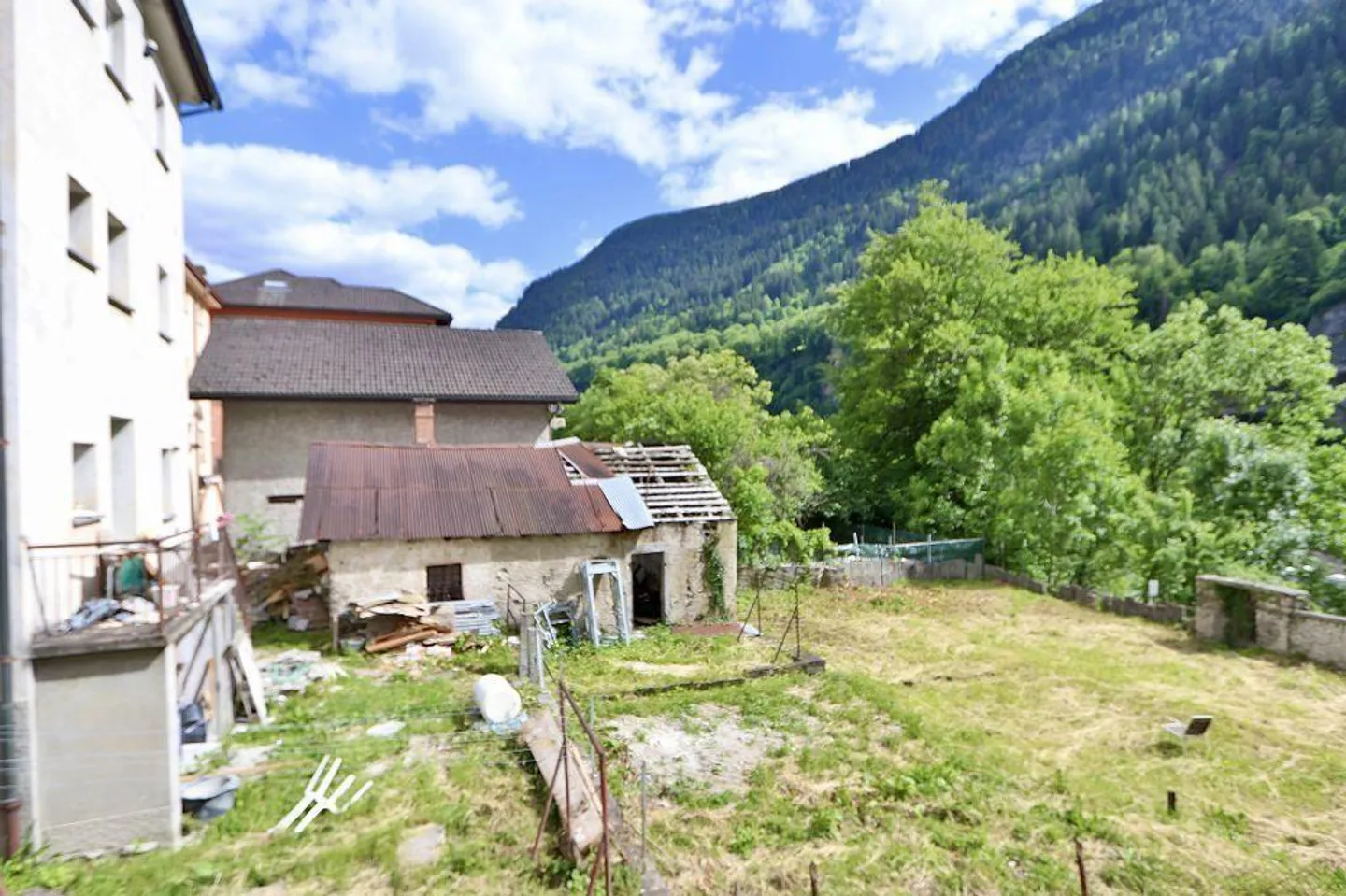«Casa plurifamiliare di 7 appartamenti da risturutturare con licenza edilizia» - Foto 22 di 47