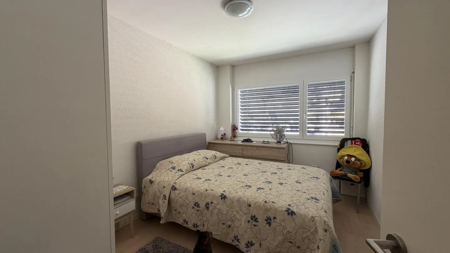 Apartment - Photo 7 of 9