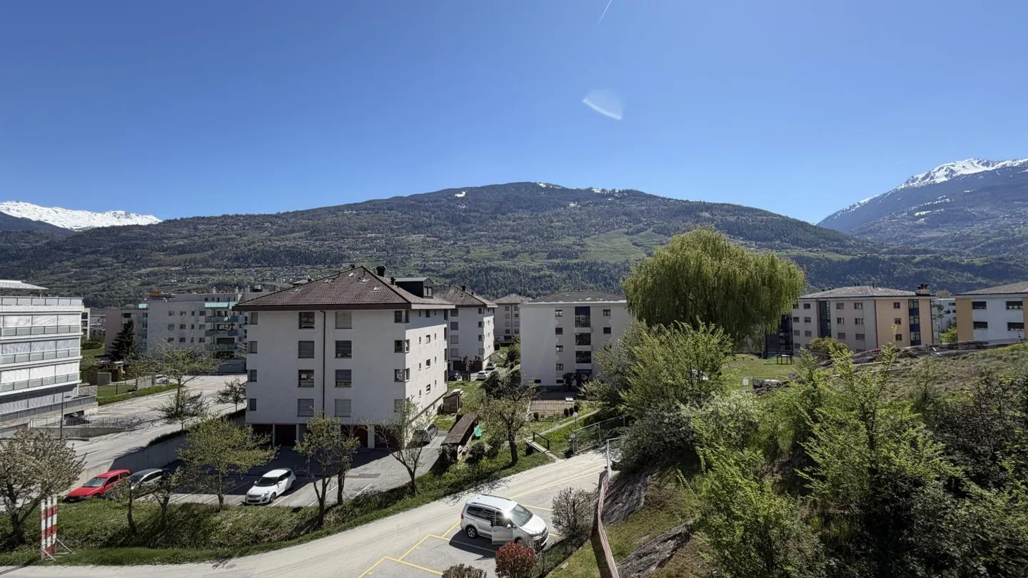 Apartment - Photo 9 of 9