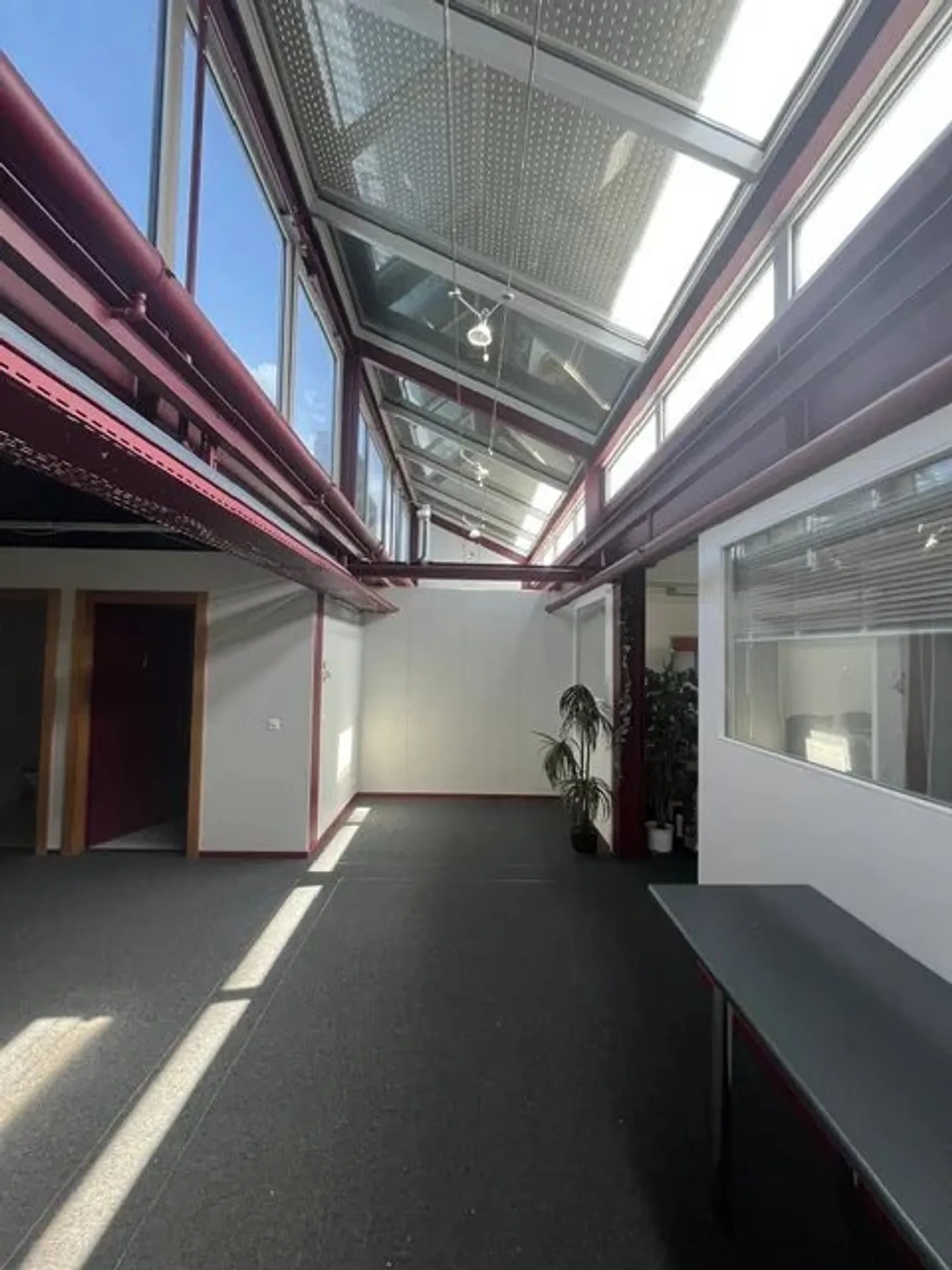Commercial space Yverdon-les-Bains - Photo 1 of 3