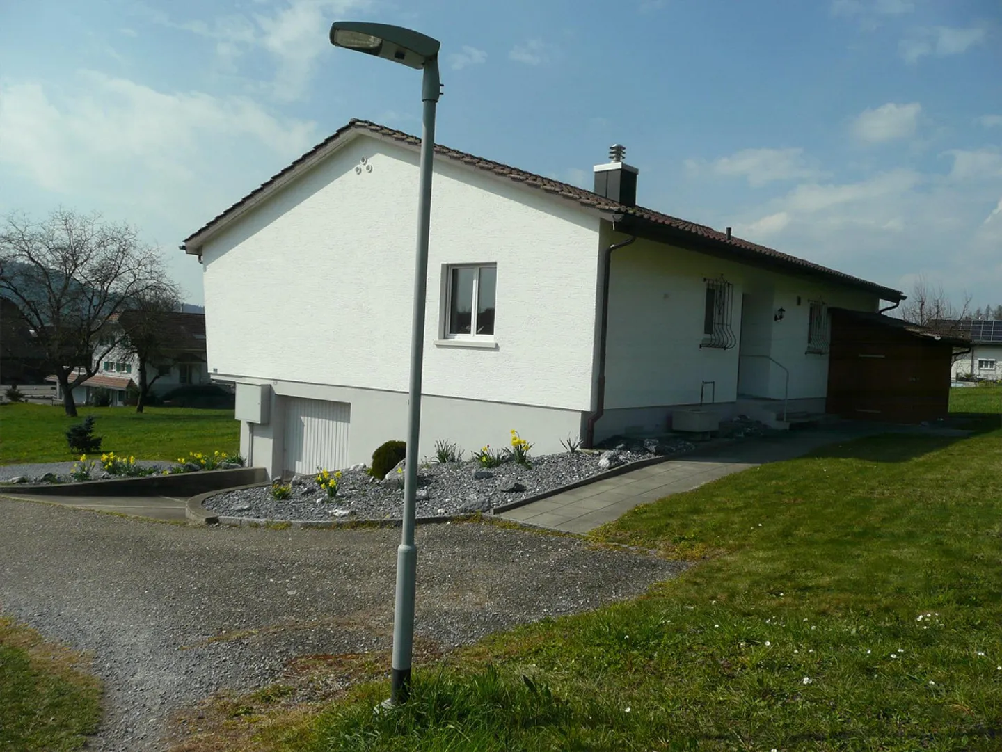 7 1/2 Room Single Family House - Photo 2 of 16