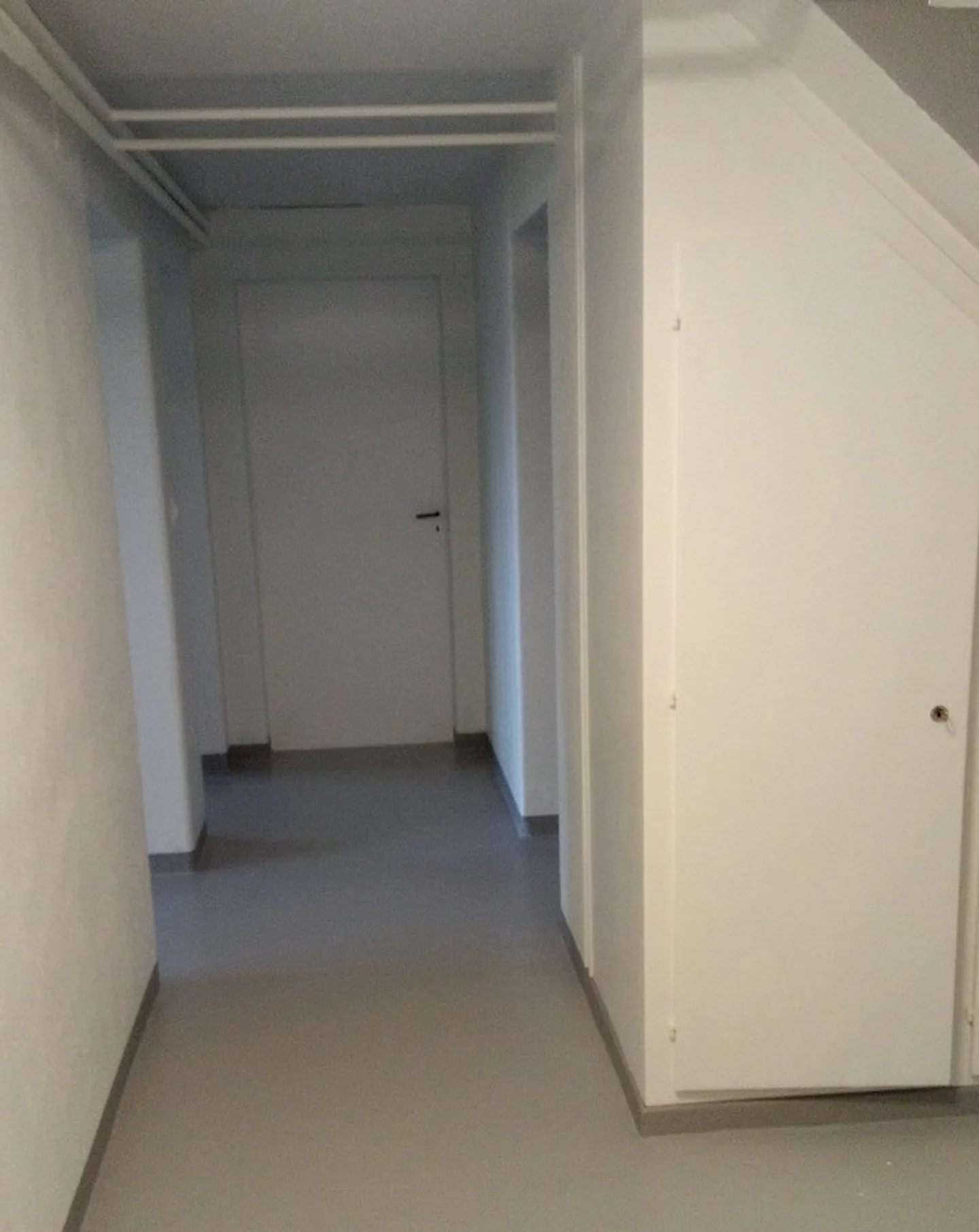 7 1/2 Room Single Family House - Photo 13 of 16