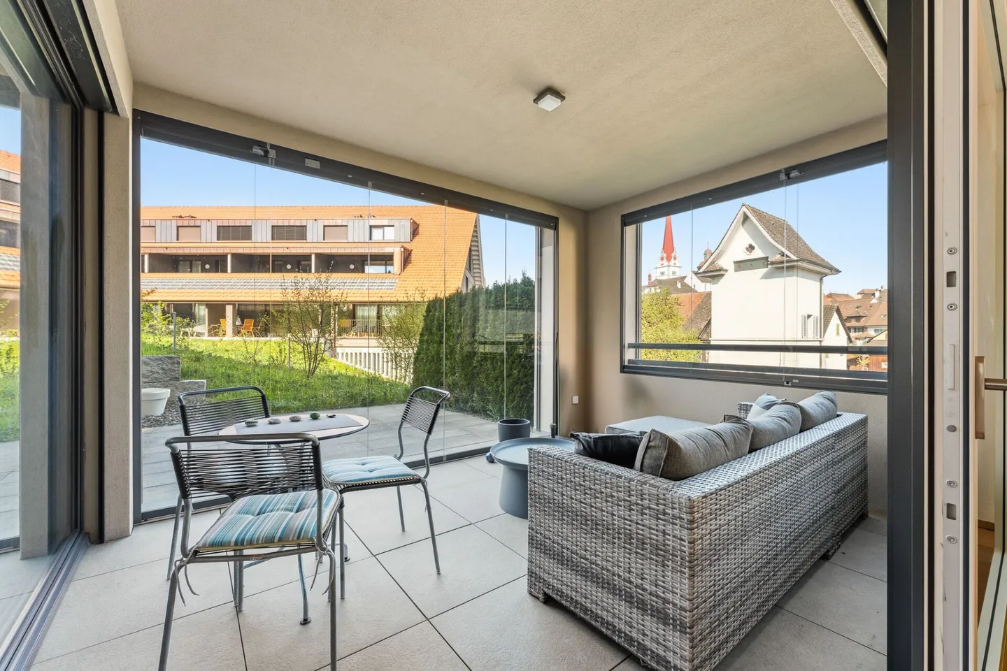 Stilvolle Wohnung mit Wintergarten - Foto 4 von 7