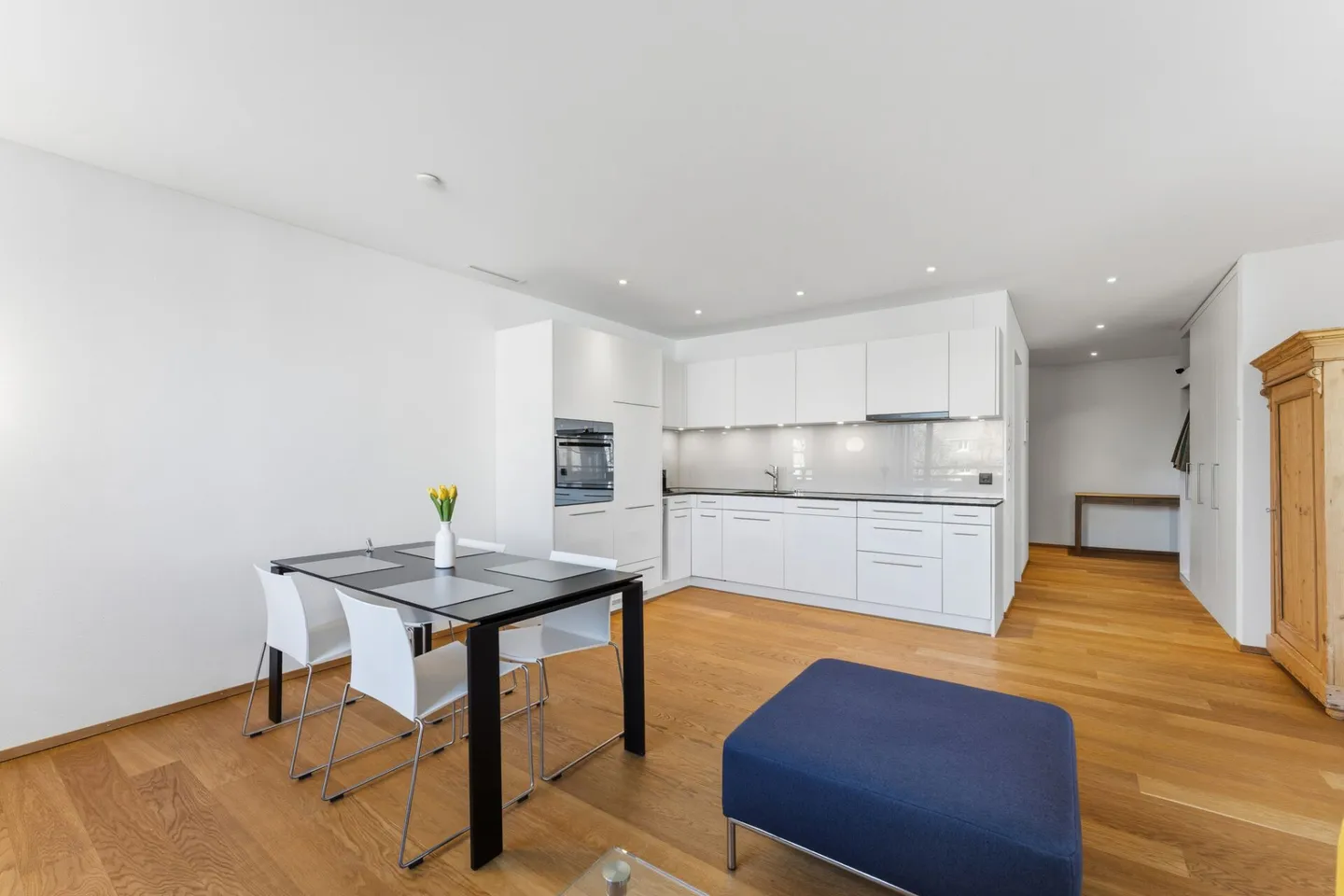 Stilvolle Wohnung mit Wintergarten - Foto 2 von 7