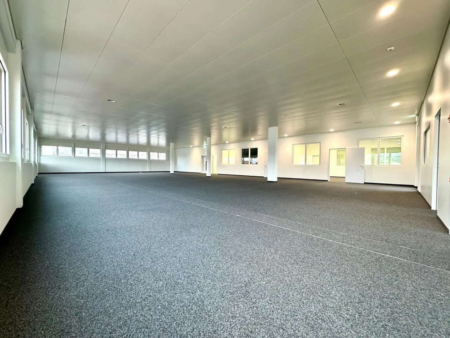 Top Modern and Central - Photo 7 of 12