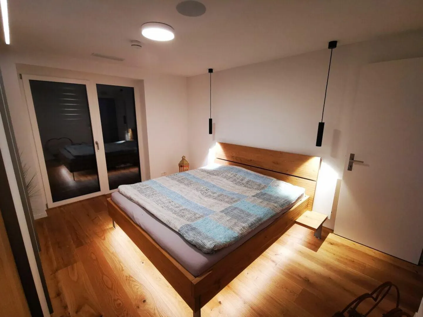 Elegante appartamento con terrazza di 4,5 stanze al 1° piano con terrazza soleggiata - Foto 4 di 8