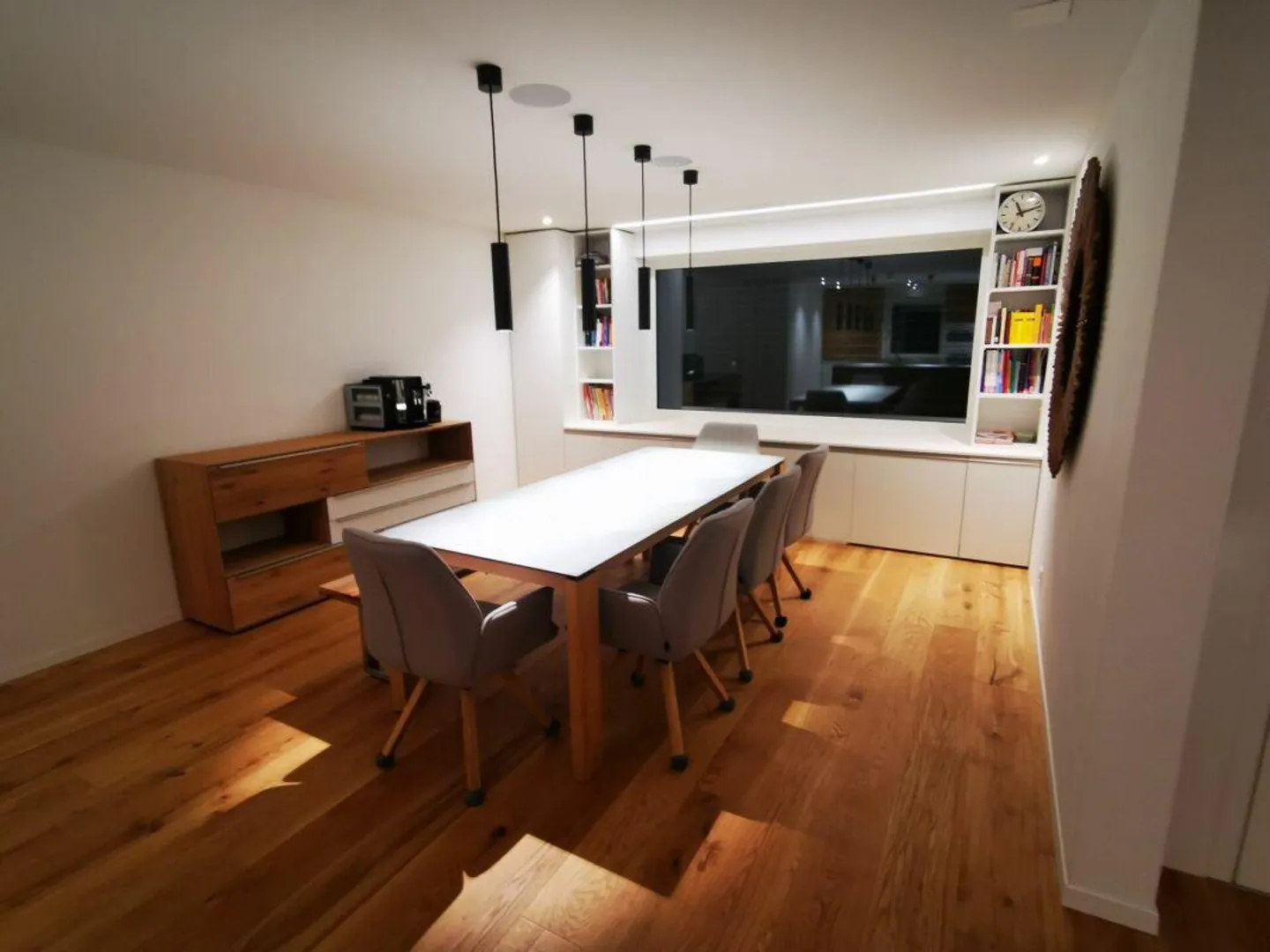 Elegante appartamento con terrazza di 4,5 stanze al 1° piano con terrazza soleggiata - Foto 6 di 8