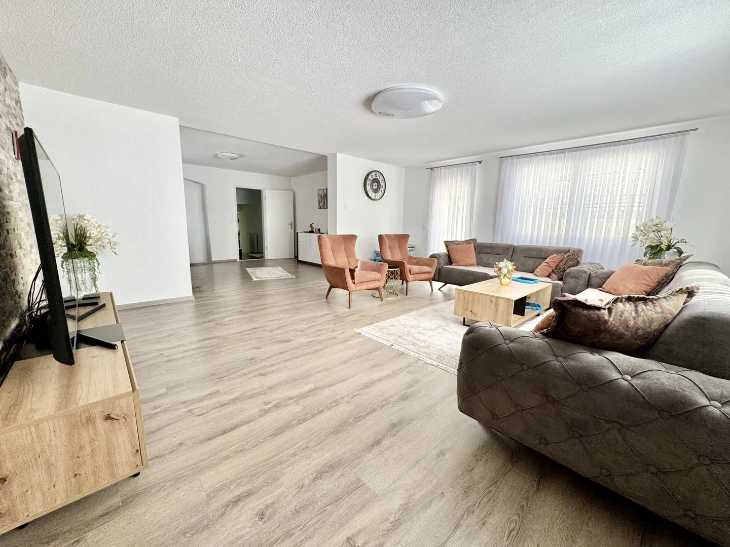 Casa multigenerazionale in posizione tranquilla – con capanno versatile - Foto 5 di 18