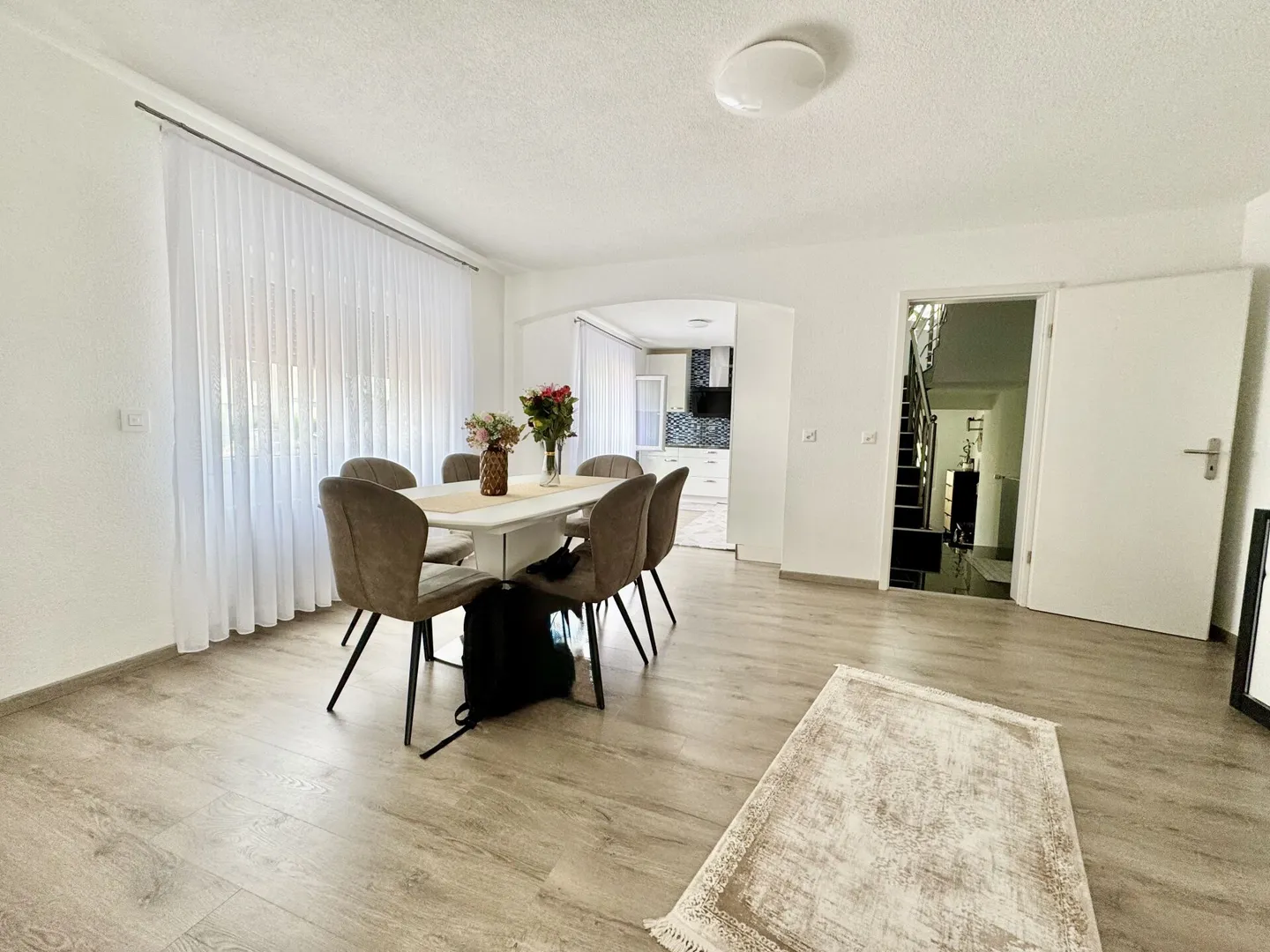 Casa multigenerazionale in posizione tranquilla – con capanno versatile - Foto 6 di 18