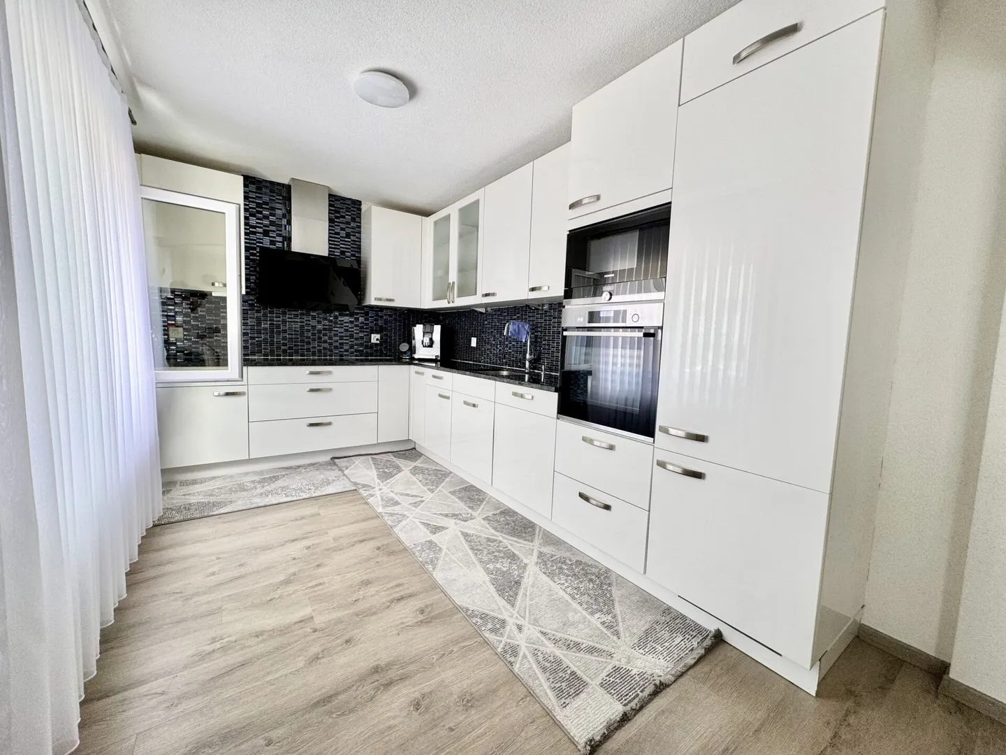 Casa multigenerazionale in posizione tranquilla – con capanno versatile - Foto 7 di 18