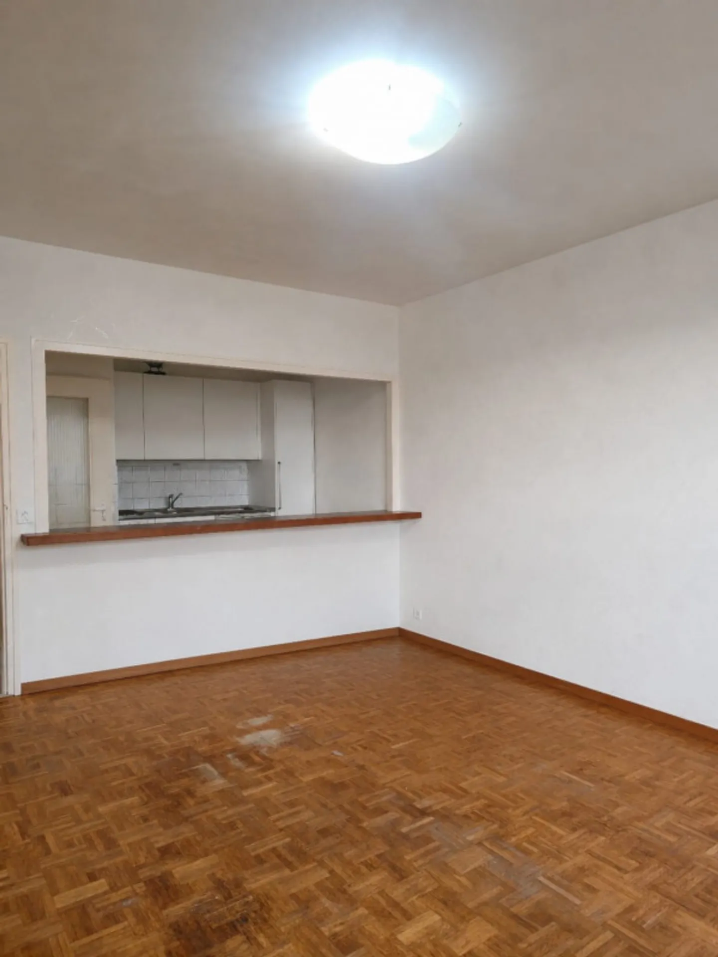 Charmant Appartement Semi-Meublé - Photo 2 sur 6