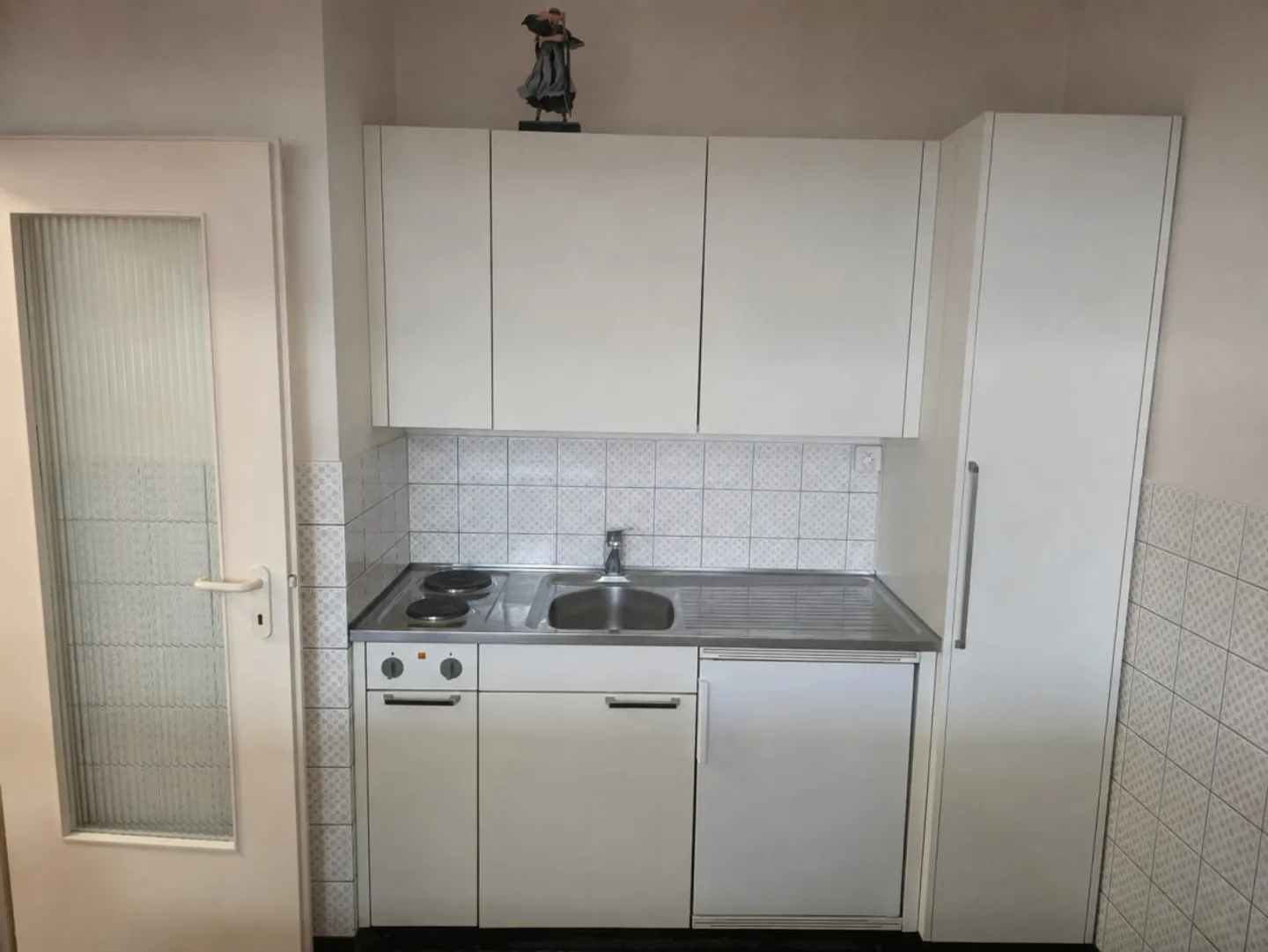 Charmant Appartement Semi-Meublé - Photo 3 sur 6