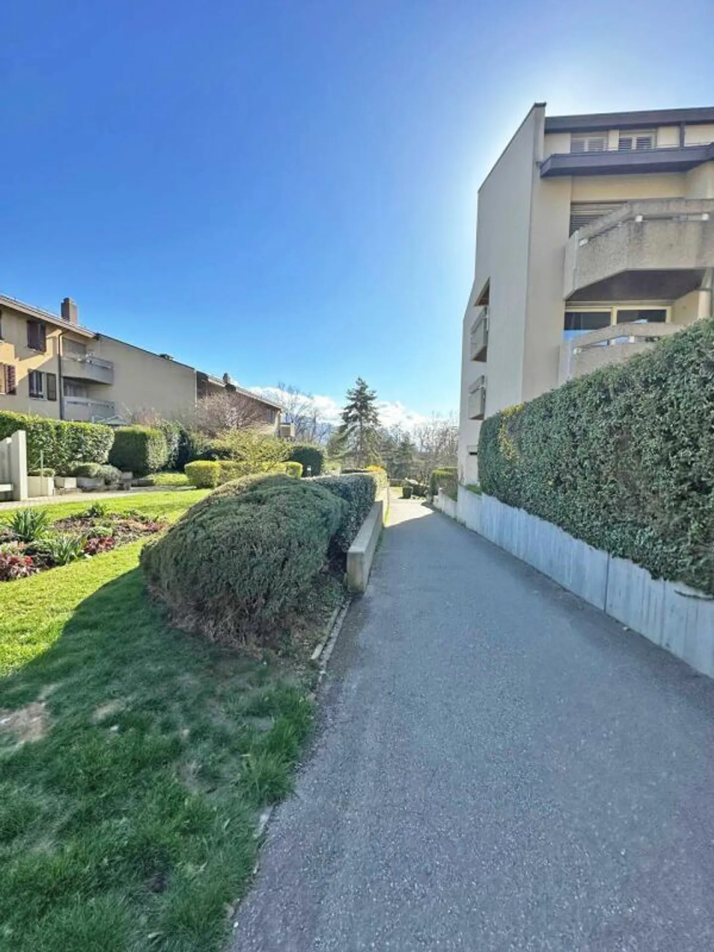 Beautiful furnished apartment in Cologny - Photo 3 of 24