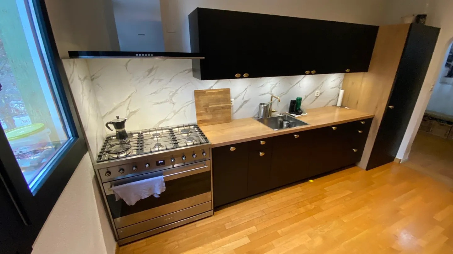 Renovated Apartment with Terrace - Photo 8 of 37