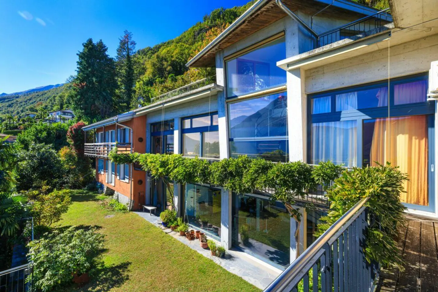 Villa con vista spettacolare sul lago - Foto 2 di 16